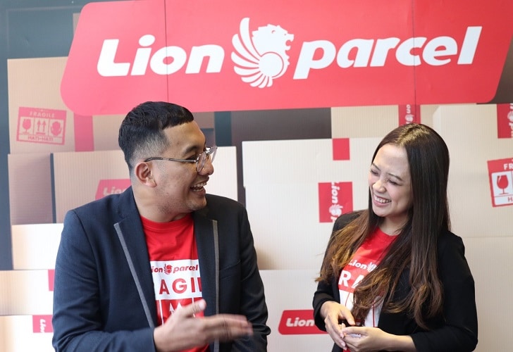 Lion Parcel