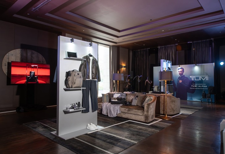 TUMI 