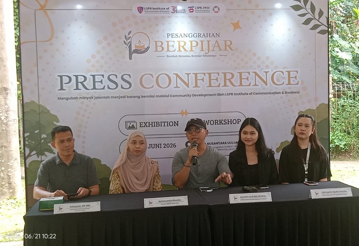 Mahasiswa LSPR